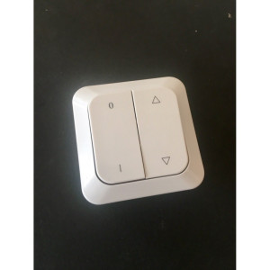 ΕΠΙΤΟΙΧΟ ΜΠΟΥΤΟΝ ΡΟΛΛΩΝ ΛΕΥΚΟ ΣΕΙΡΑ “MINI” διακοπτικό υλικό